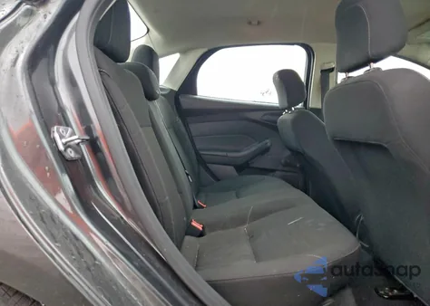 2016 Ford Focus S z USA, uszkodzony, nr VIN 1FADP3E21GL362250